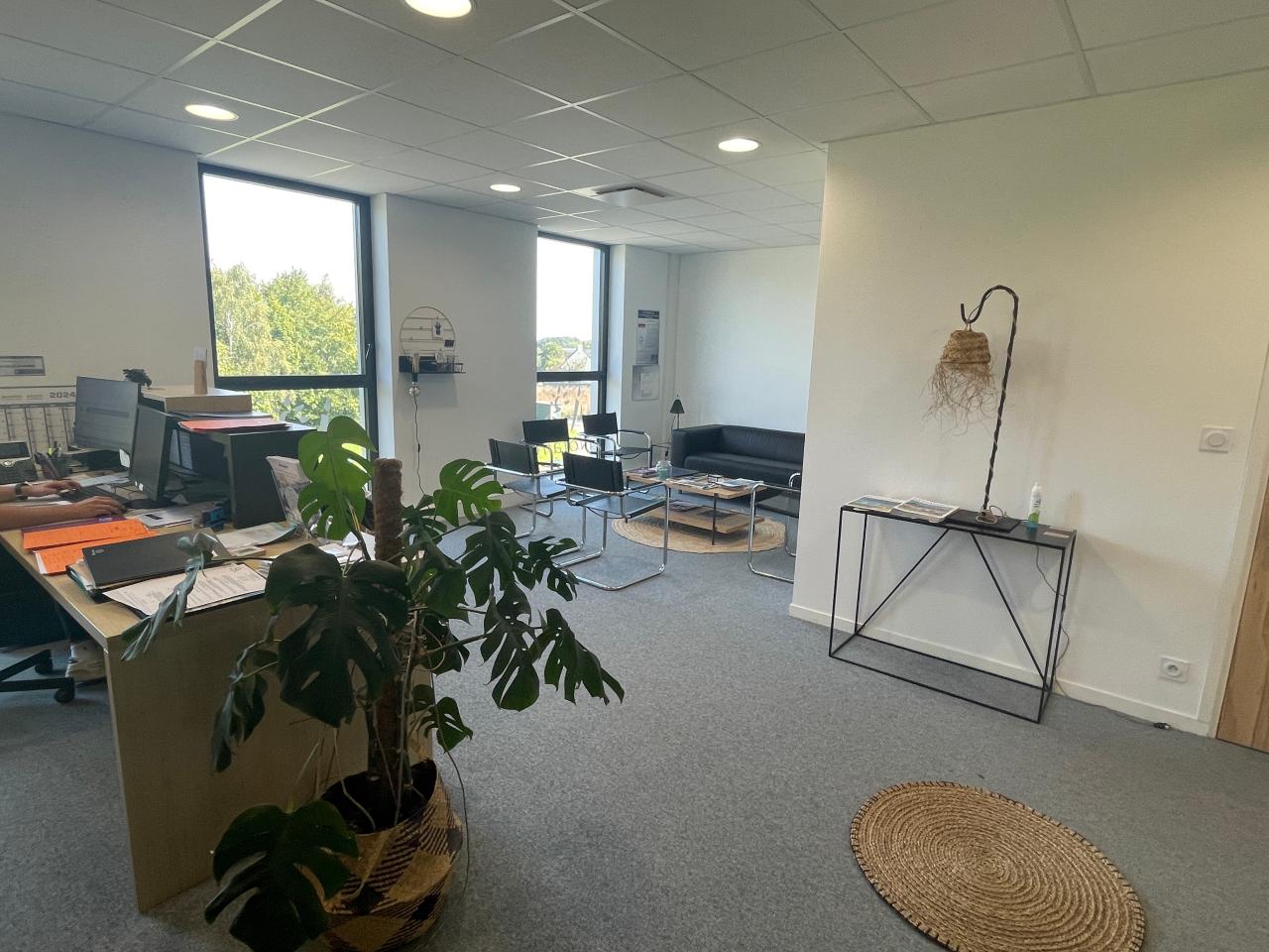 Bureau Saint-Grégoire 159m² Location bureau Saint-Grégoire Ille-et-Vilaine OLBUR2425790 1